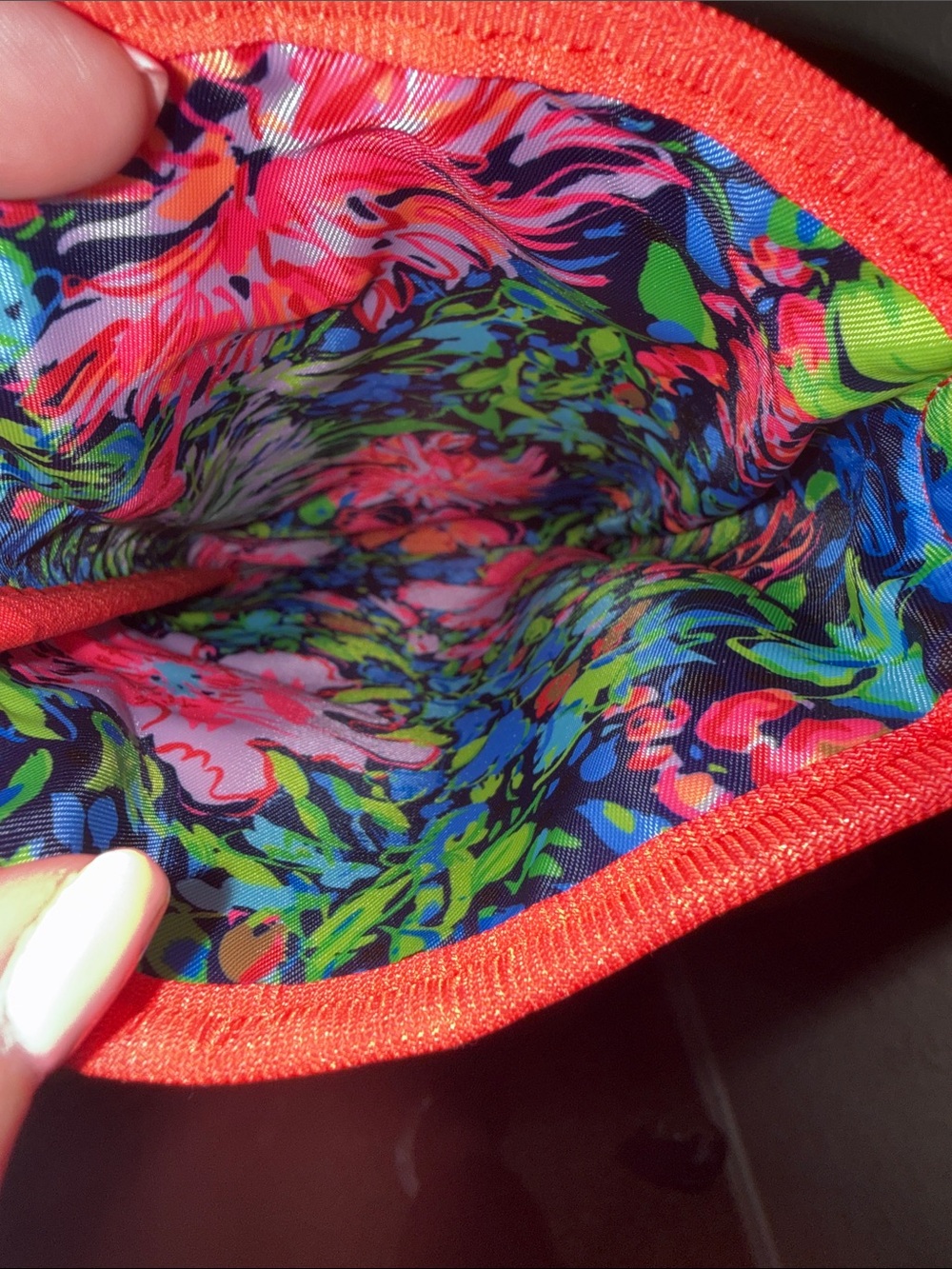 Lilly Pulitzer Red 'Making Spirits Bright' Wine Tote - Picture 4 of 4